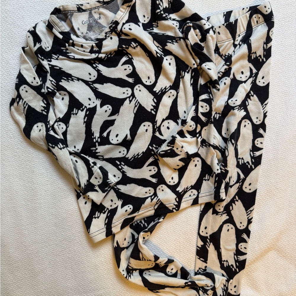 Cat & Jack Black and White Ghost Pajama Set